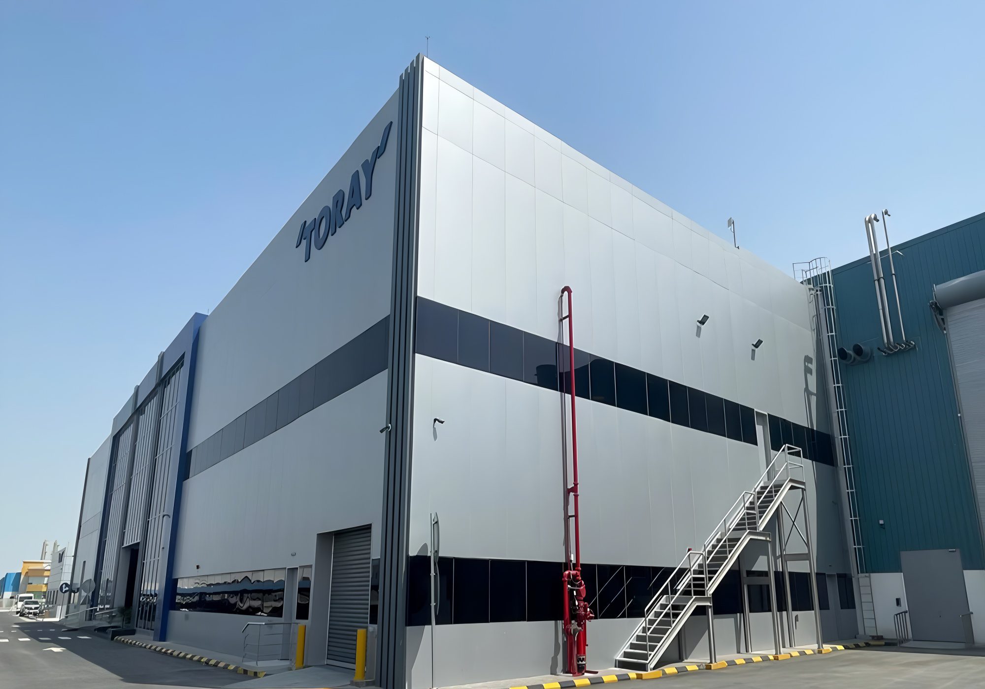 Toray-Picsart-AiImageEnhancer (1)